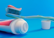 Pasta do zębów i jej rola w utrzymaniu zdrowia jamy ustnej